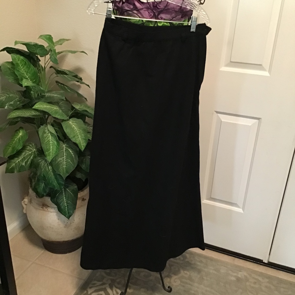 Full skirt